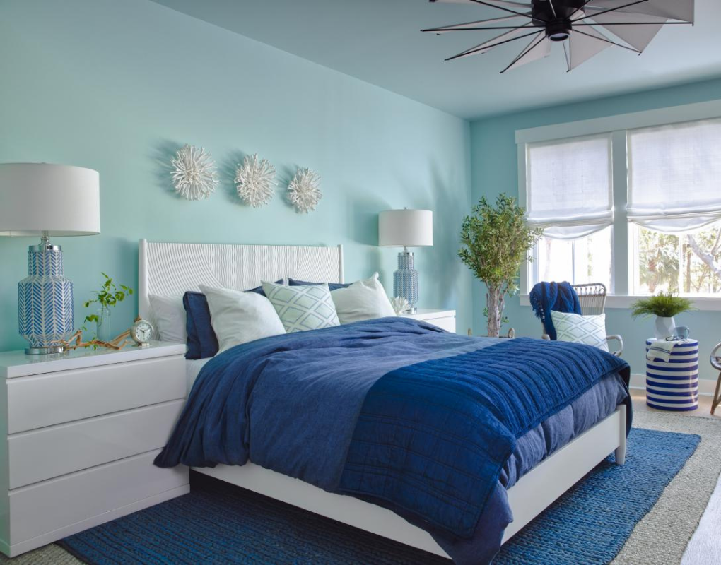 Play with Color and Light in bedroom interior design can Brighten Up the Room